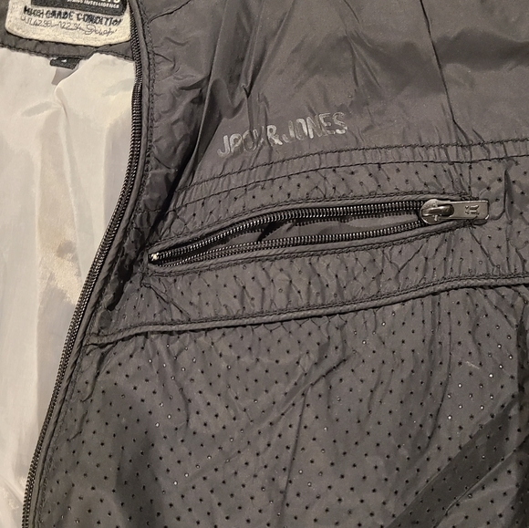 Black Jack and Jones Jacket - Picture 4 of 4